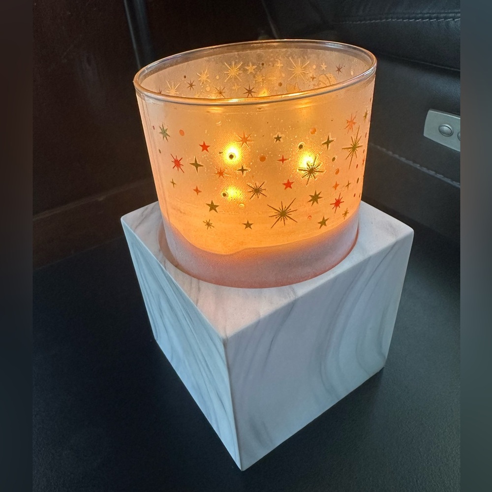 Bath & body works 3 wick candle holder